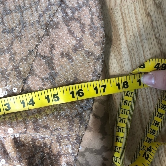 Rebecca Taylor Button Back Top Sz 2 Sequin Women’s Tank - Picture 8 of 8